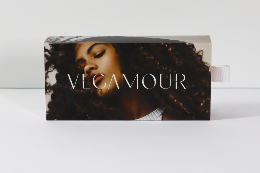 Vegamour Classic Soft-Touch Slider Box